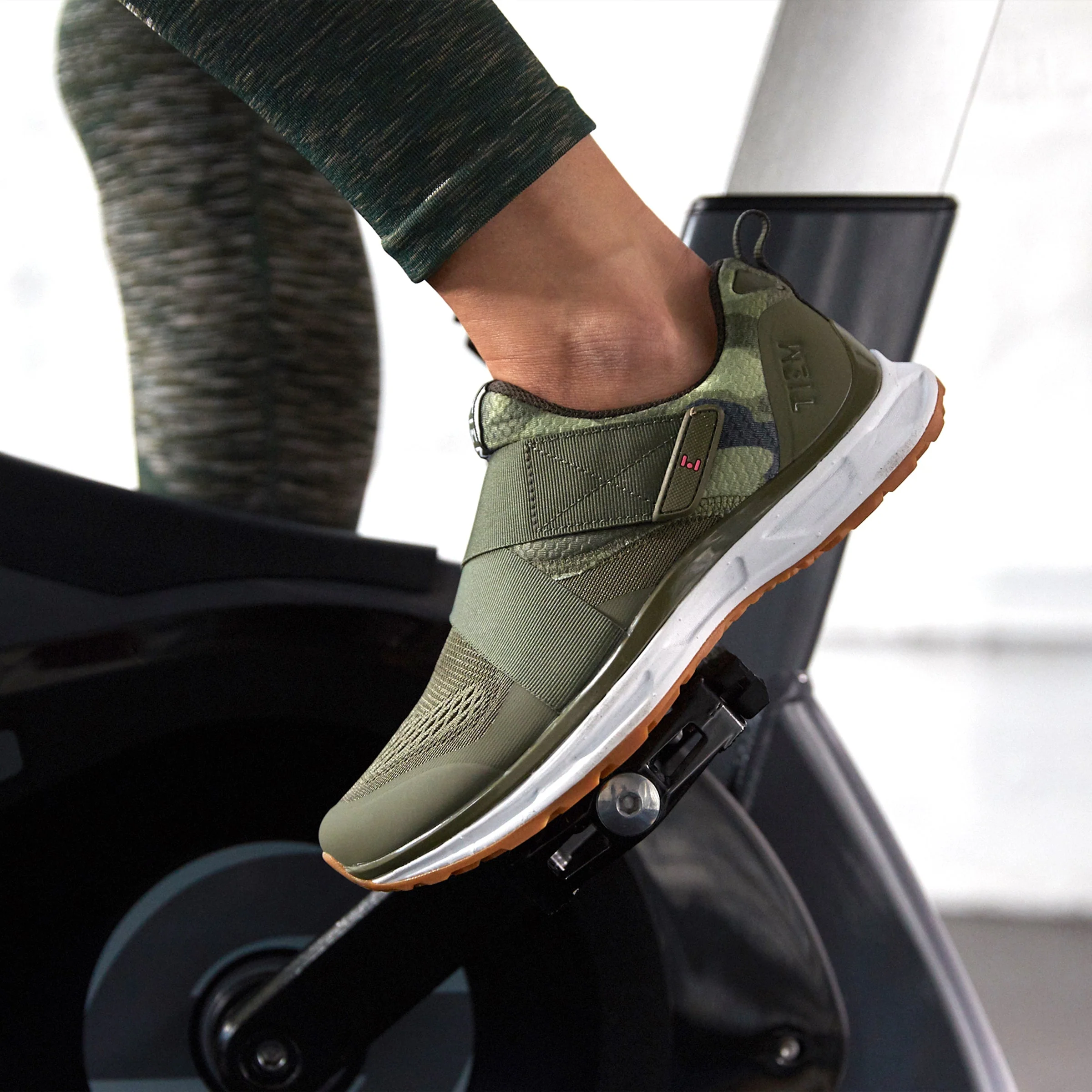 Slipstream Cycling Shoe - Image 7